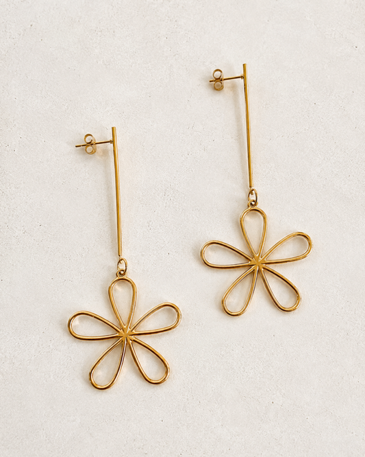 Pendientes largos dorados y plateados de invitada de boda, modelo Amelie de Hanalima